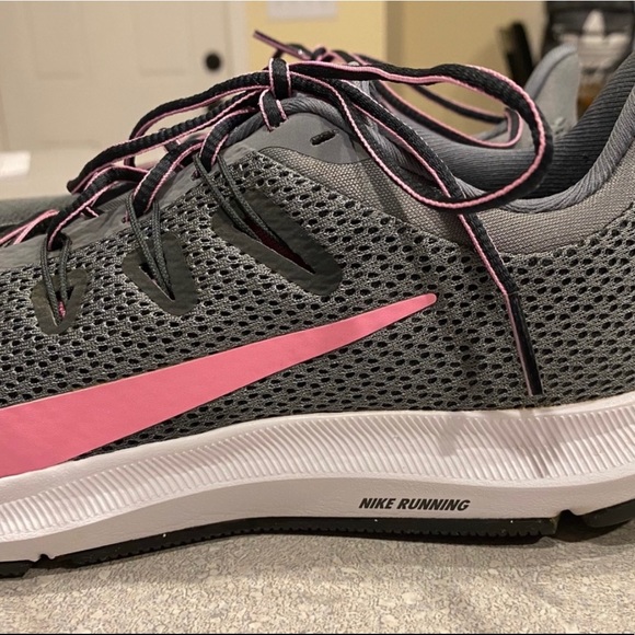 Nike Quest Women’s Running Shoes - Picture 2 of 10